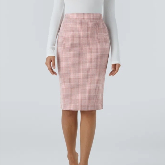 HALARA Dresses & Skirts - Halara High Waisted Pink Houndstooth Plaid Work Pencil Skirt,  Size XS